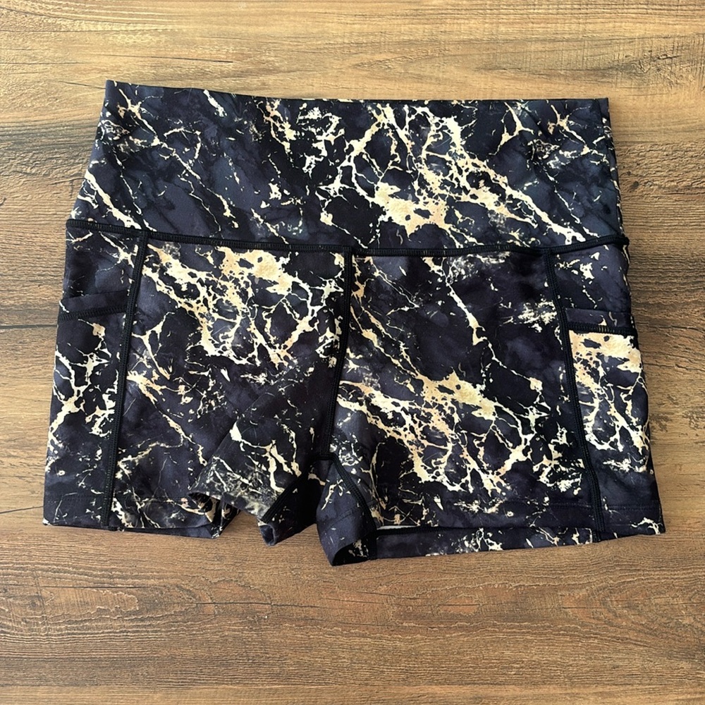 CVG Constantly Varied Gear Gold Marble 2.5” Shorts Size M